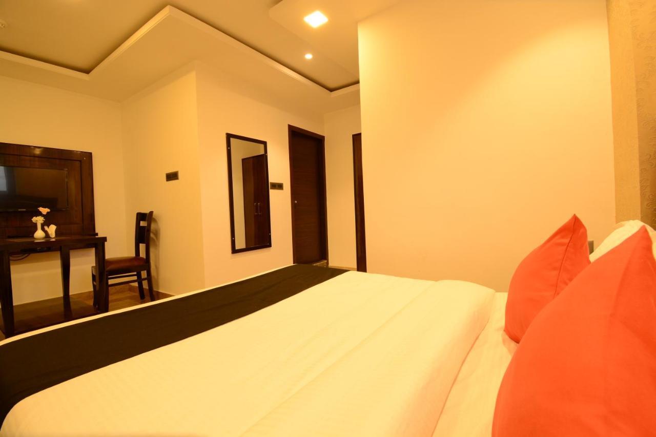 Hotel Grand Lotus Inn Jaipur Extérieur photo